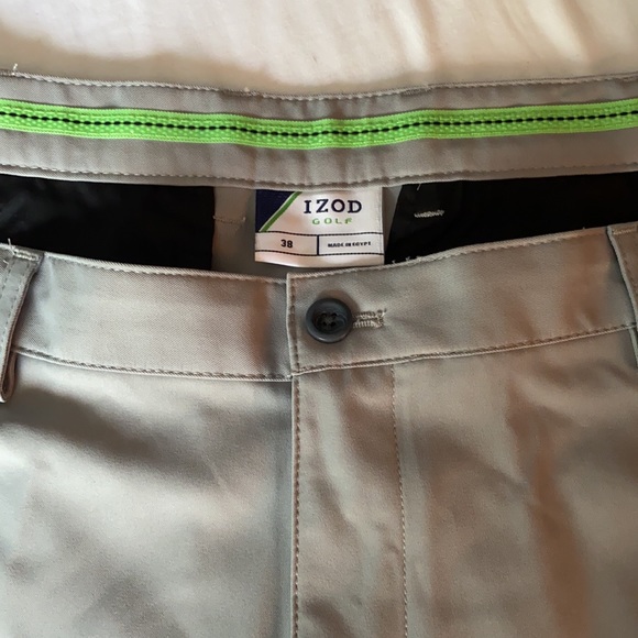 IZOD Golf Shorts - Picture 4 of 4